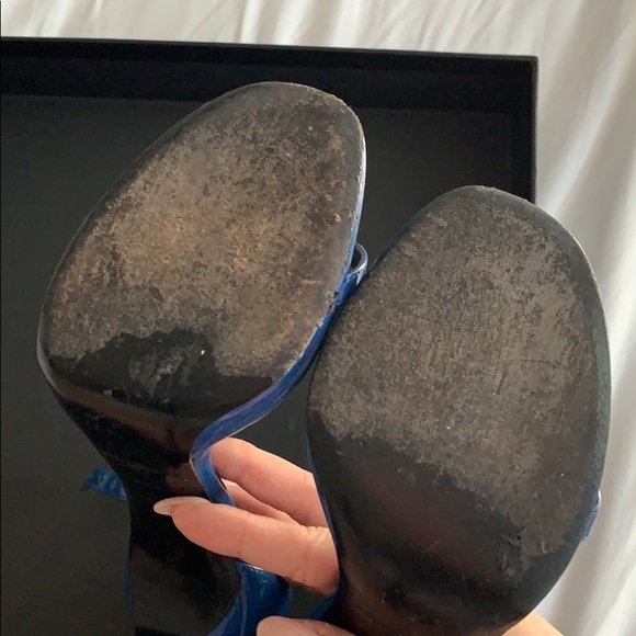 SAINT LAURENT strappy heels - Picture 4 of 9